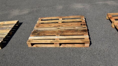 Raklap Hasznosító - 1000x1200 mm Használt anyagból előállított raklap [3]
